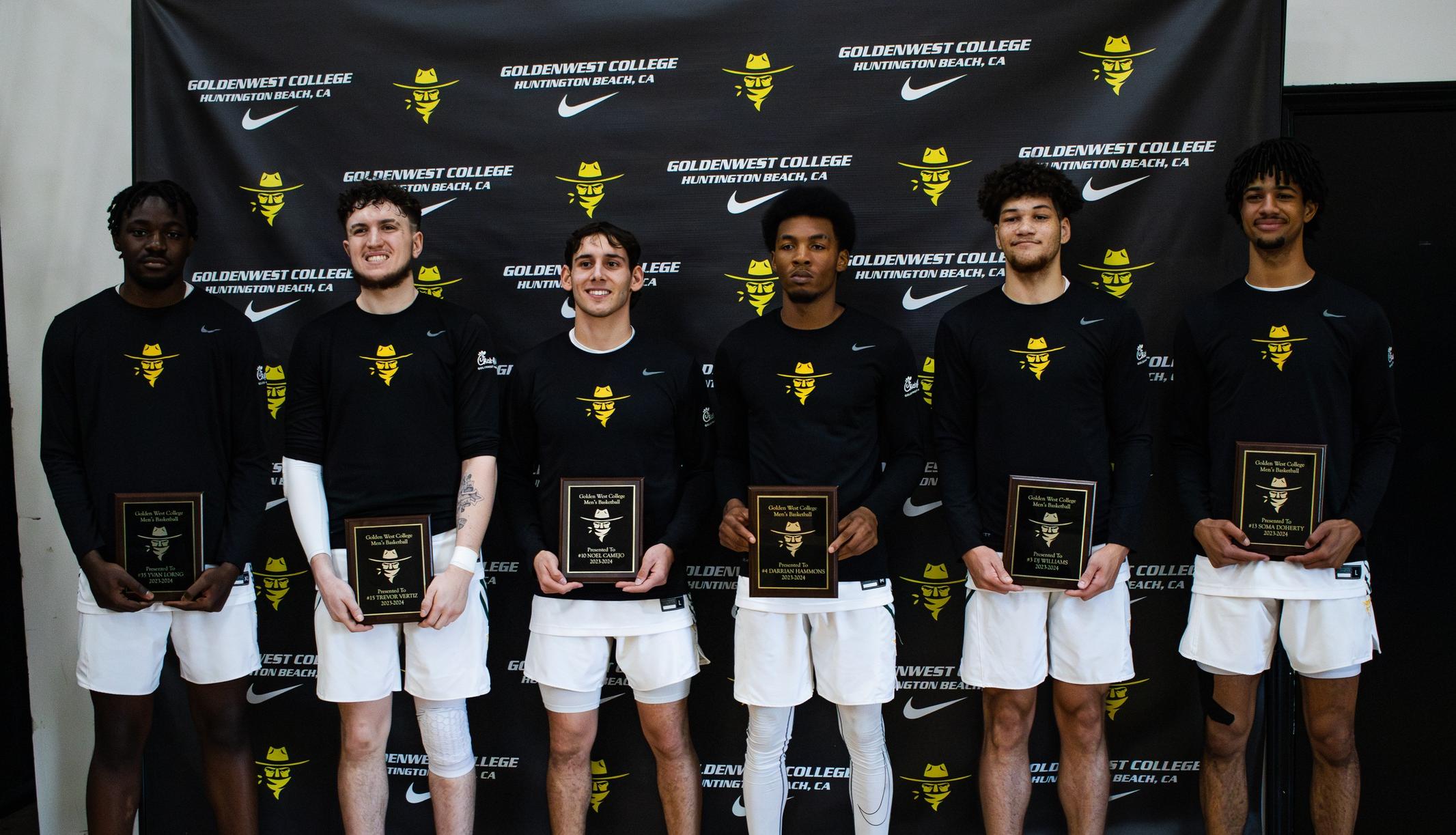 Golden West Honors Six for Sophomore Night