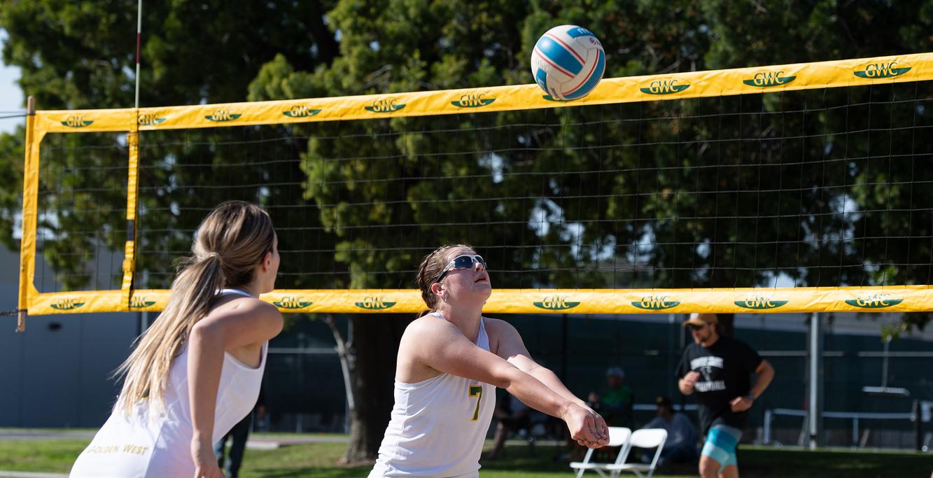 Golden West Takes Four Sets from Riverside
