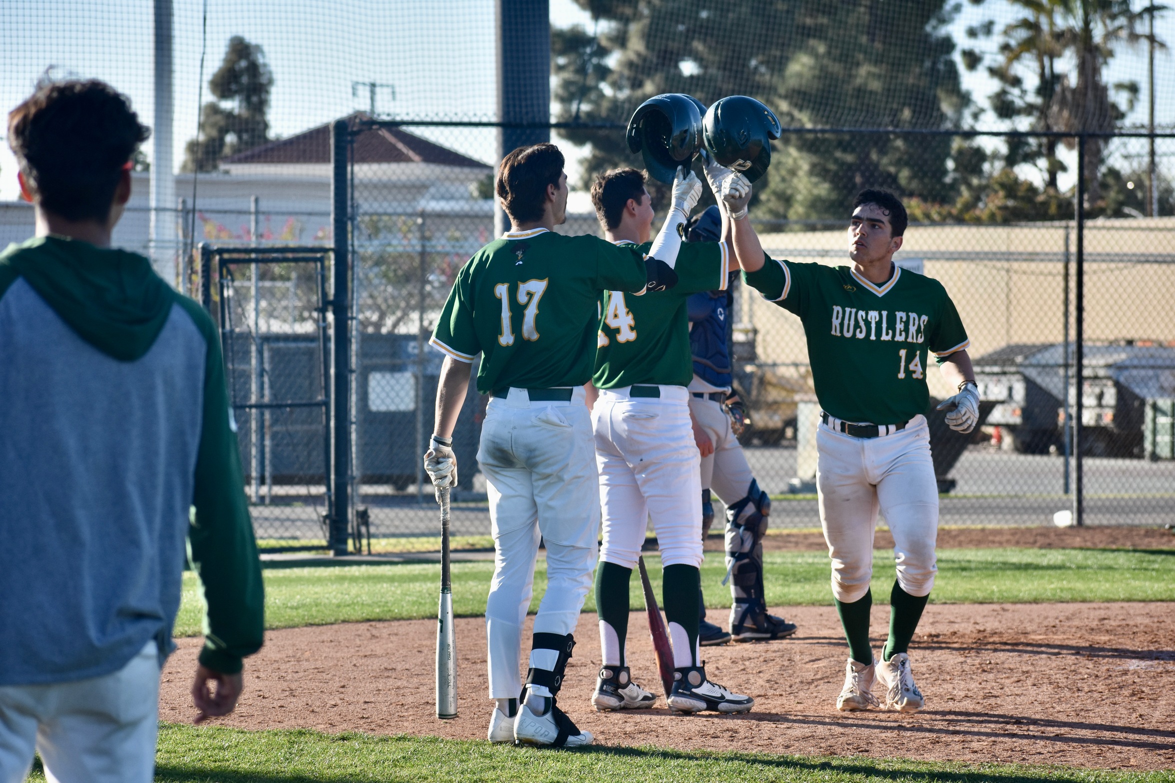 Baseball: Rustlers respond quickly, secure tenth win of the season