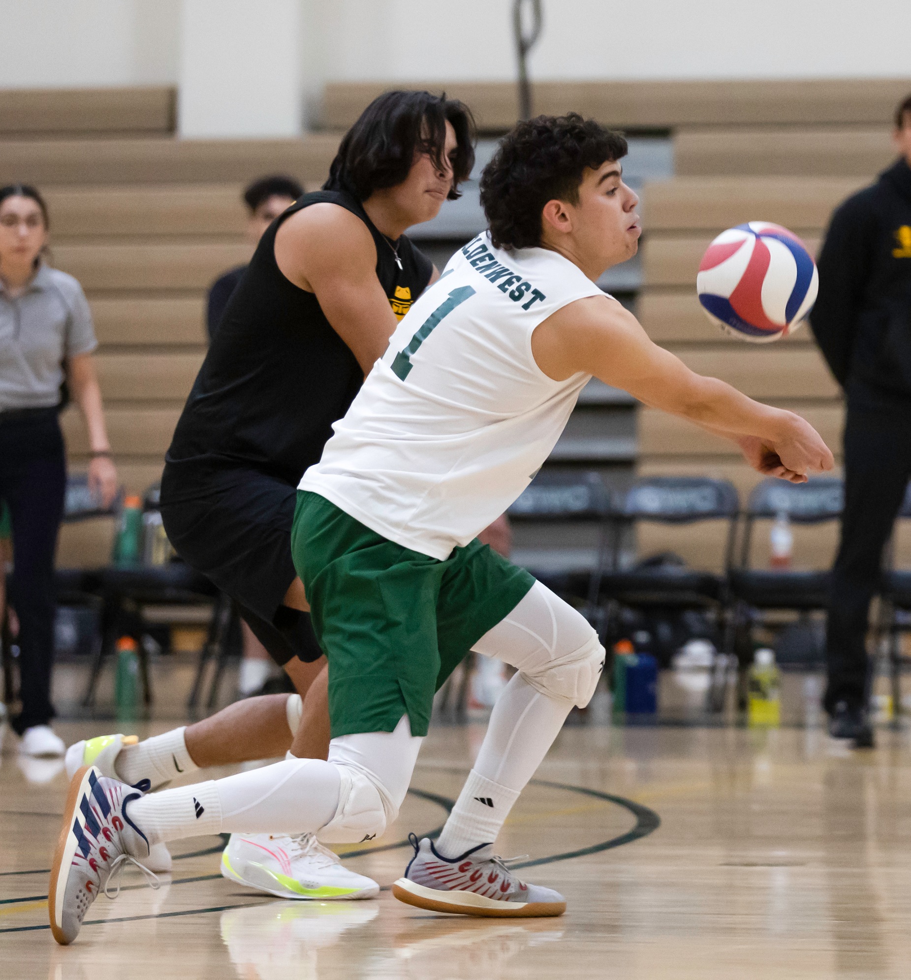 M Volleyball: Earns Second Win in Sweep Over the Griffins